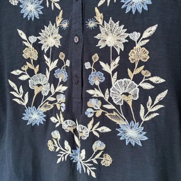 3x Women’s Dark Blue Floral Embroidered Long Sleeve Top - Picture 2 of 4